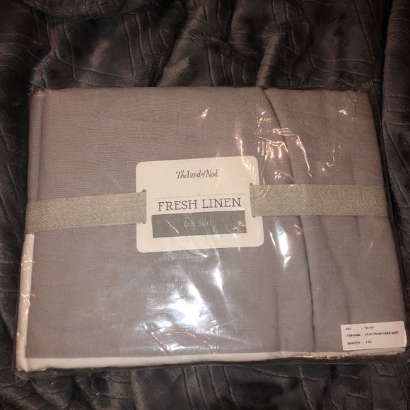 The Land of Nod Other - NWT The Land of Nod Linen Crib Skirt